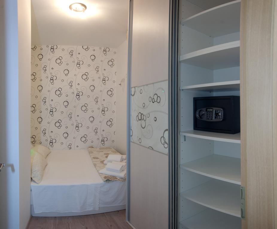 Cro Jet Set Apartments Сплит Екстериор снимка