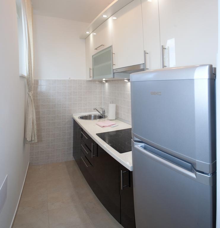 Cro Jet Set Apartments Сплит Екстериор снимка