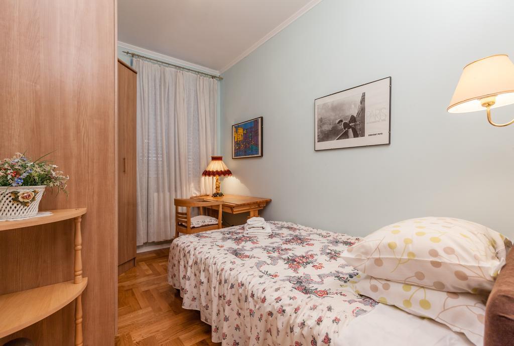 Cro Jet Set Apartments Сплит Екстериор снимка