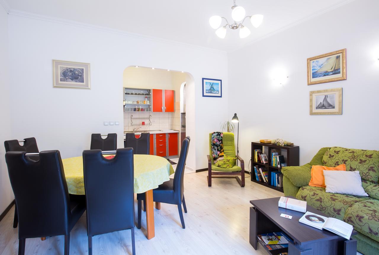 Cro Jet Set Apartments Сплит Екстериор снимка